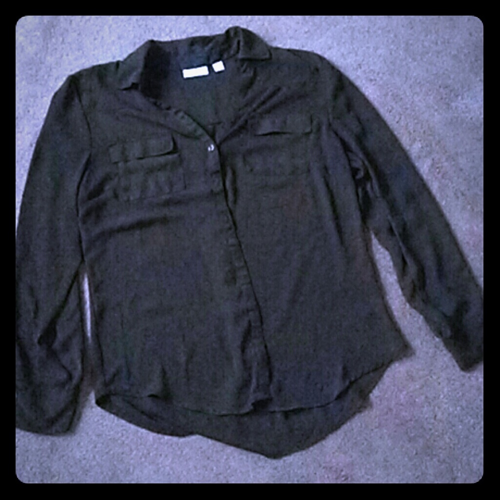 New York and company long sleeve button up blouse